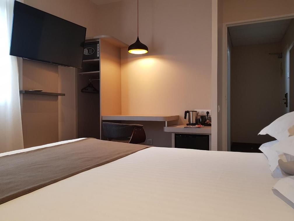 Brit Hotel De Grignan Vichy Eksteriør bilde